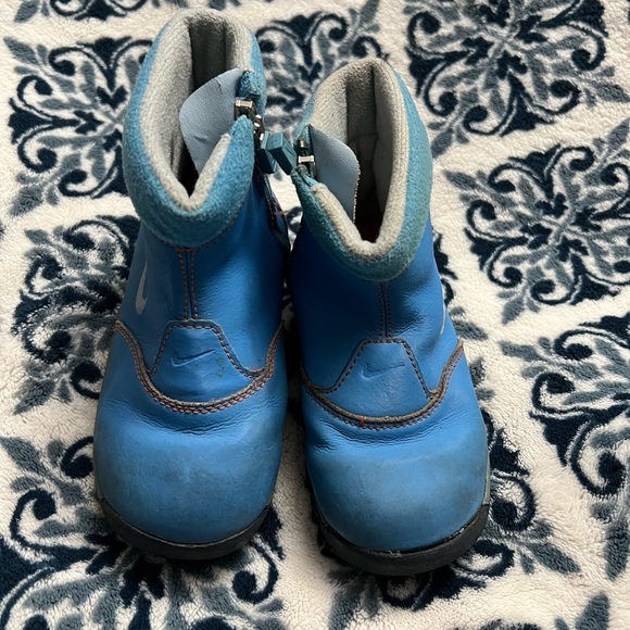 Nike Hightop Toddler Boots Kids Unisex Sz 9 Winter Shoes - Picture 7 of 9